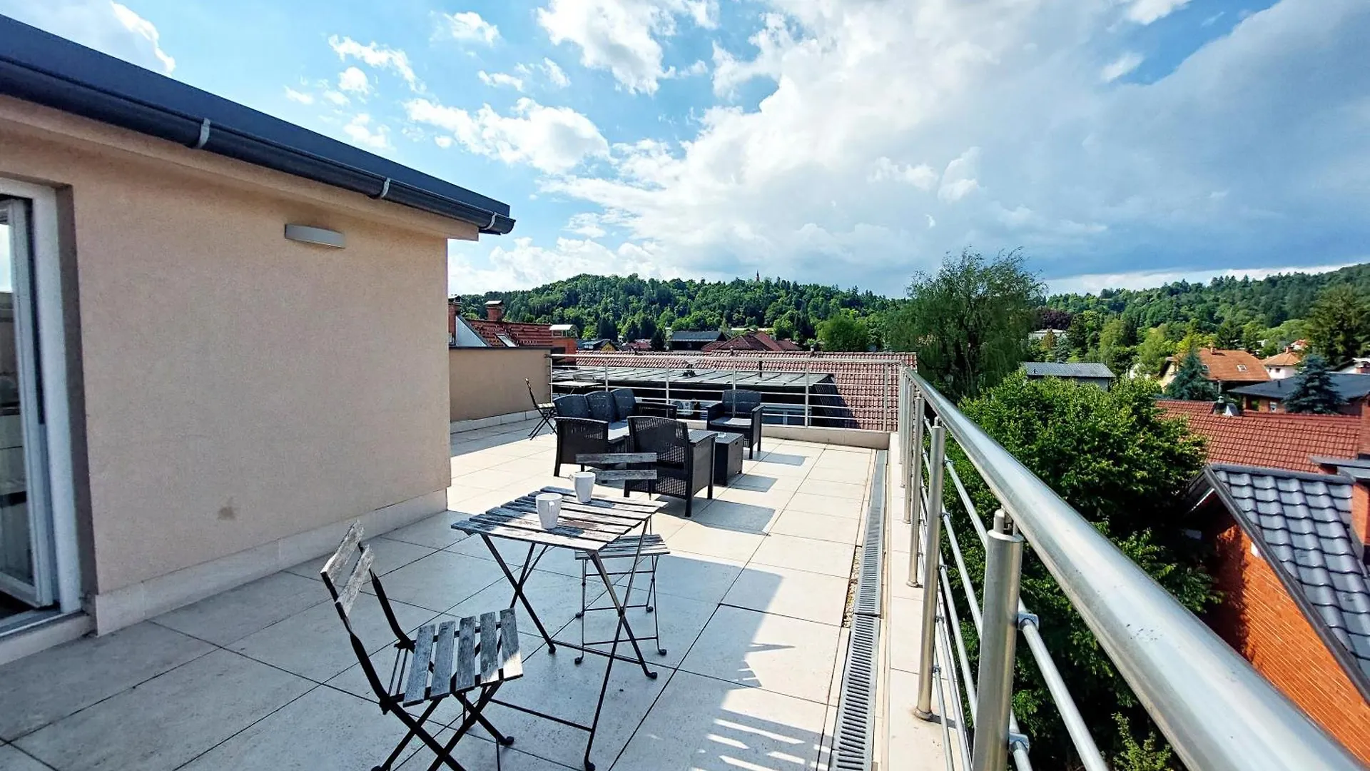 Gfs Way Studios - Greenline Accomodation ليوبليانا فندق