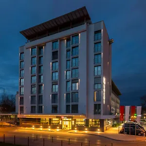 4* Отель M